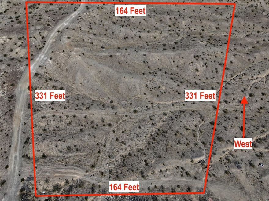 Privatized lot in the Heights next to utilities.