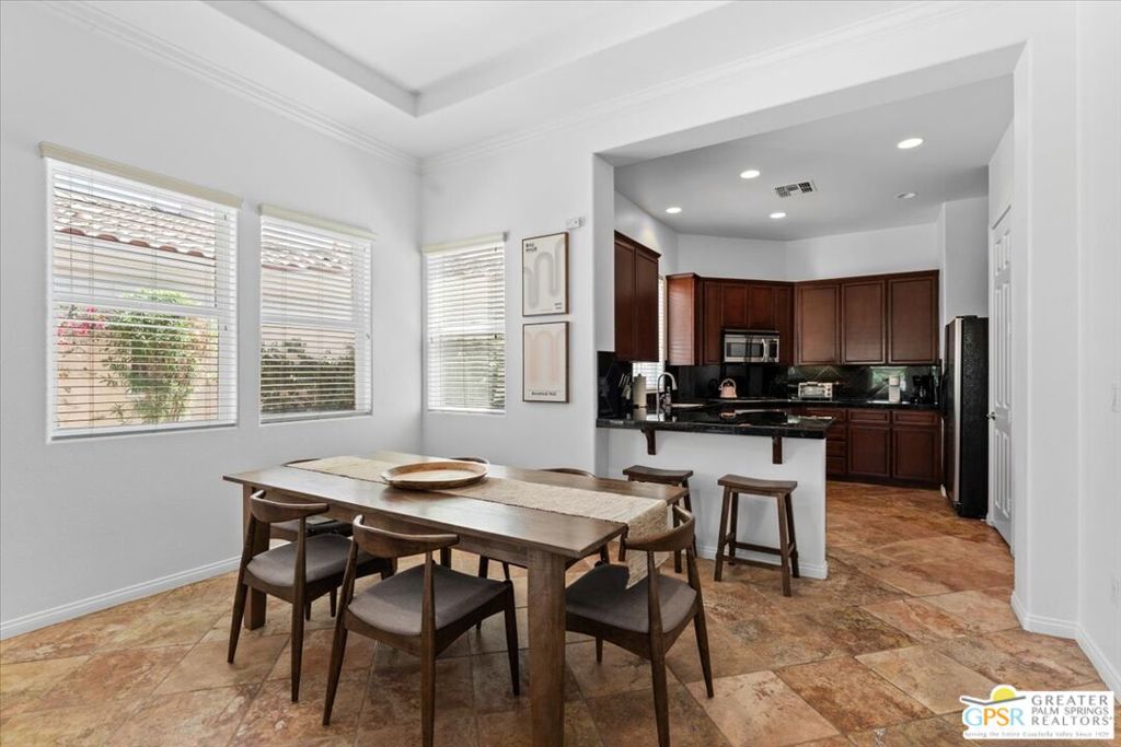 57410 Via Vista Vista