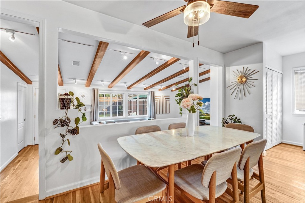 7758 Chimineas Avenue