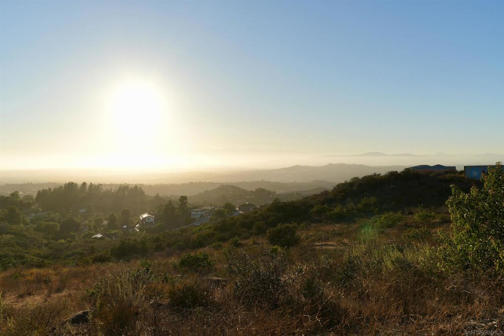 2220 Panoramic Dr.