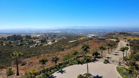 Photo of 2220 Panoramic Dr. DR, Vista, CA 92084 (MLS # 260016644SD)