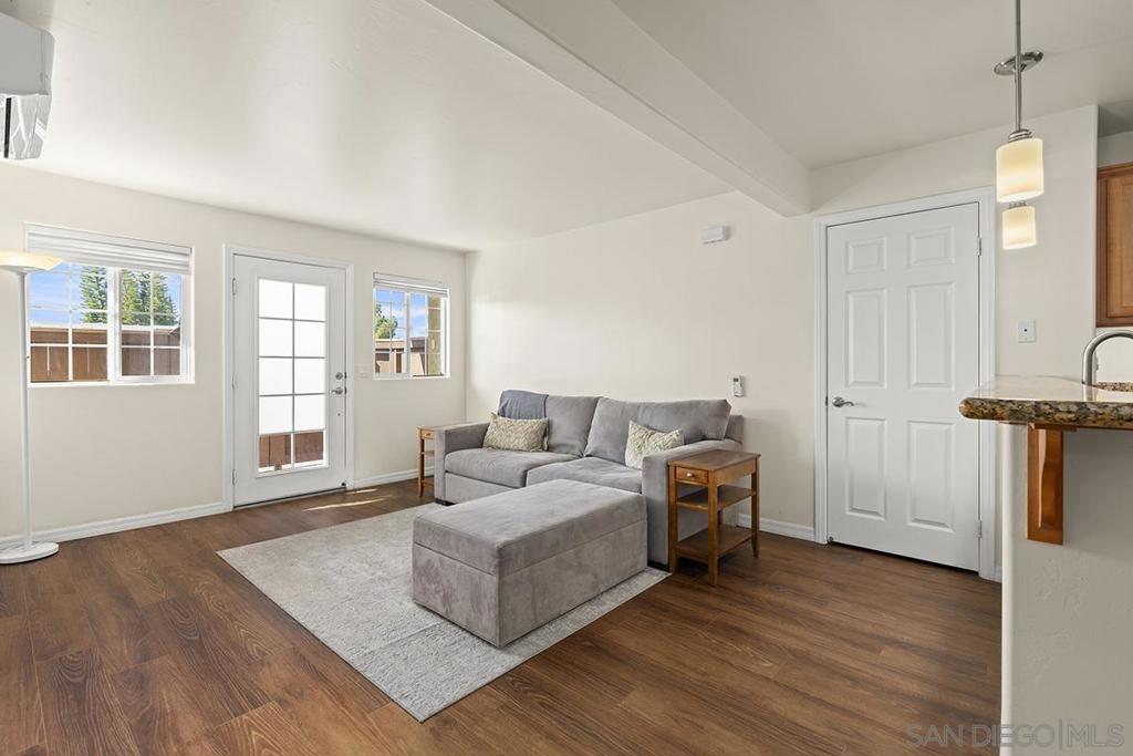 5252 Balboa Arms 120