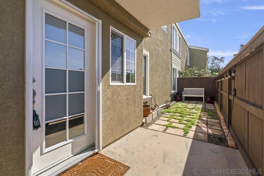 5252 Balboa Arms 120