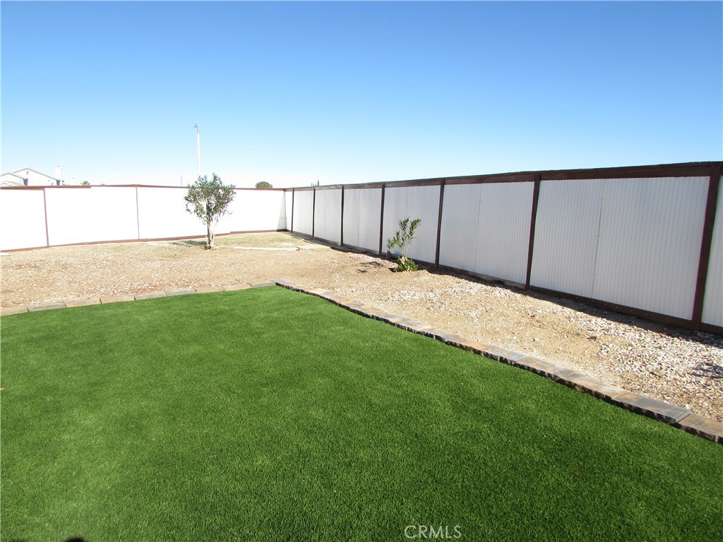 11424 Dartmouth Court