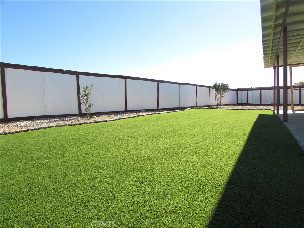 11424 Dartmouth Court