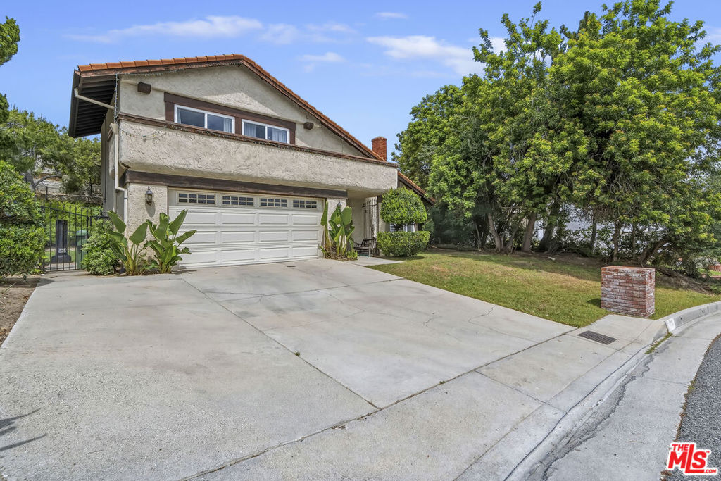 19423 Twin Hills Place