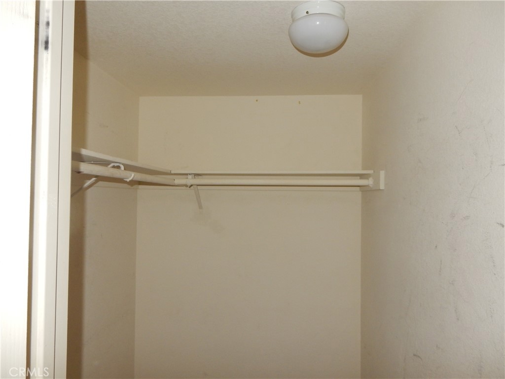 2819 W Calle Celeste