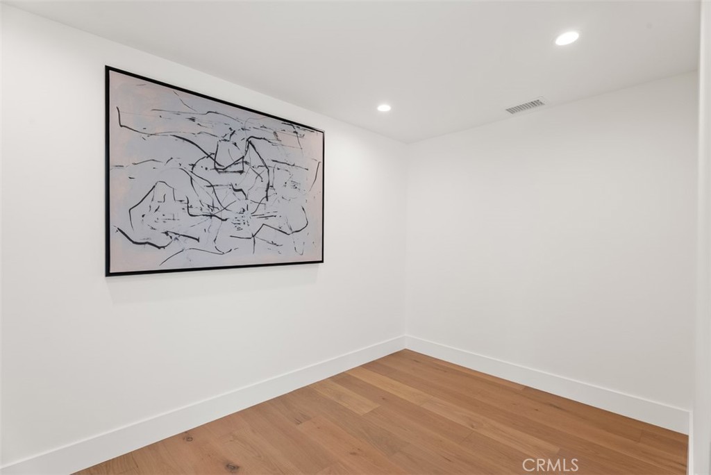 Emerald Bay (EB) - Residential