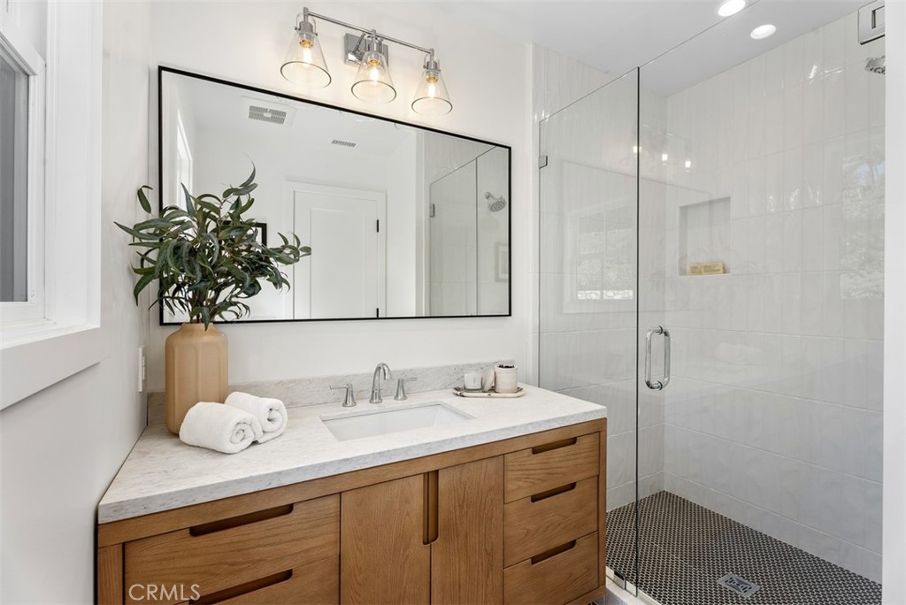 Emerald Bay (EB) - Residential