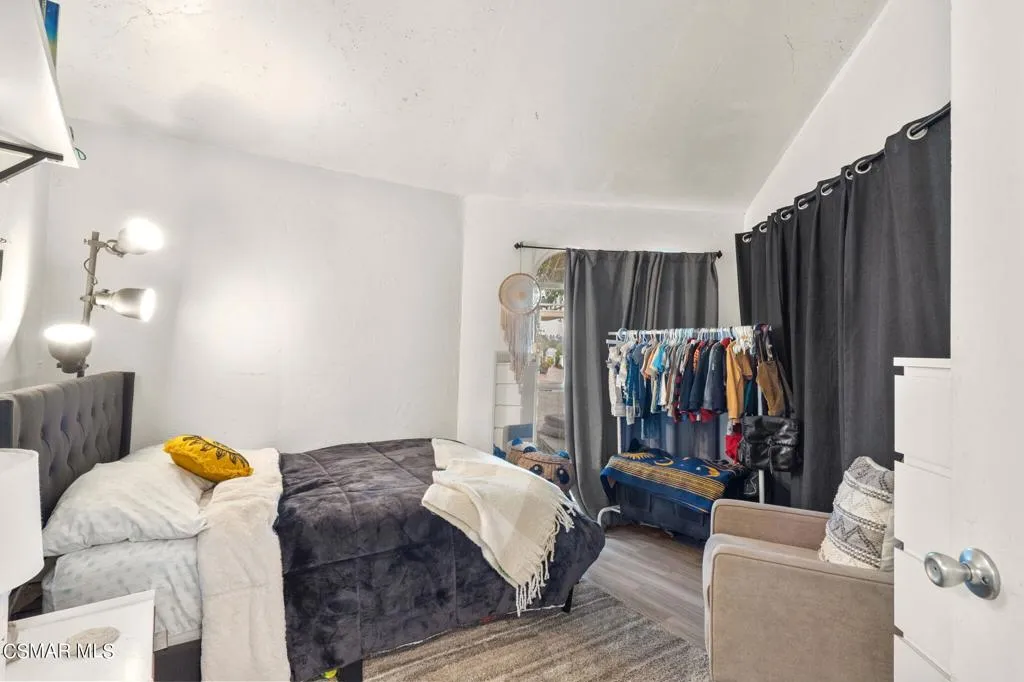 Ventura, California 93001, United States, 2 Bedrooms Bedrooms, ,2 BathroomsBathrooms,Residential,Active,56204