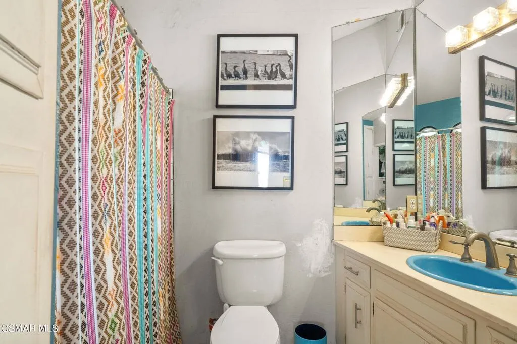 Ventura, California 93001, United States, 2 Bedrooms Bedrooms, ,2 BathroomsBathrooms,Residential,Active,56204