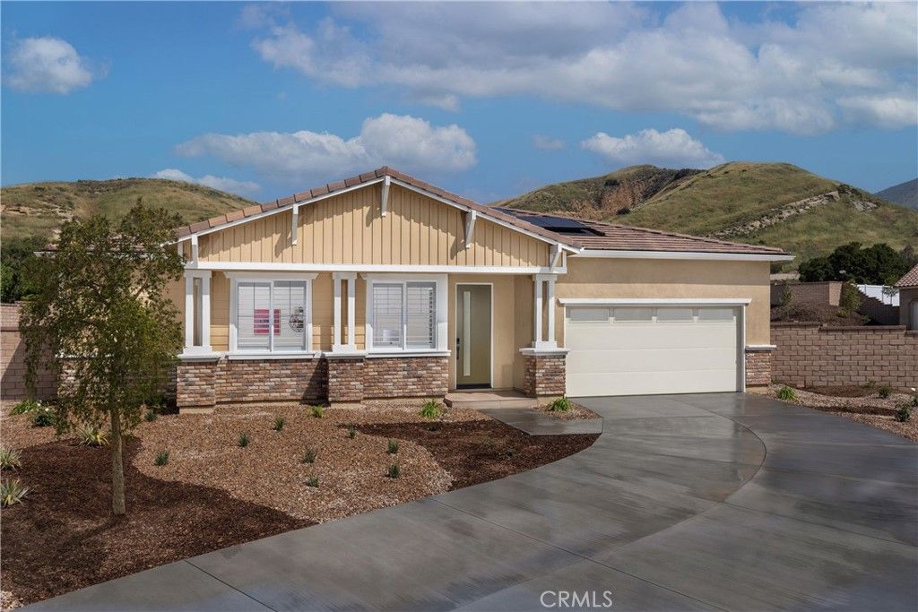 Photo of 6505 Canyon Oaks Drive, Simi Valley, CA 93063 (MLS # SR26062456)