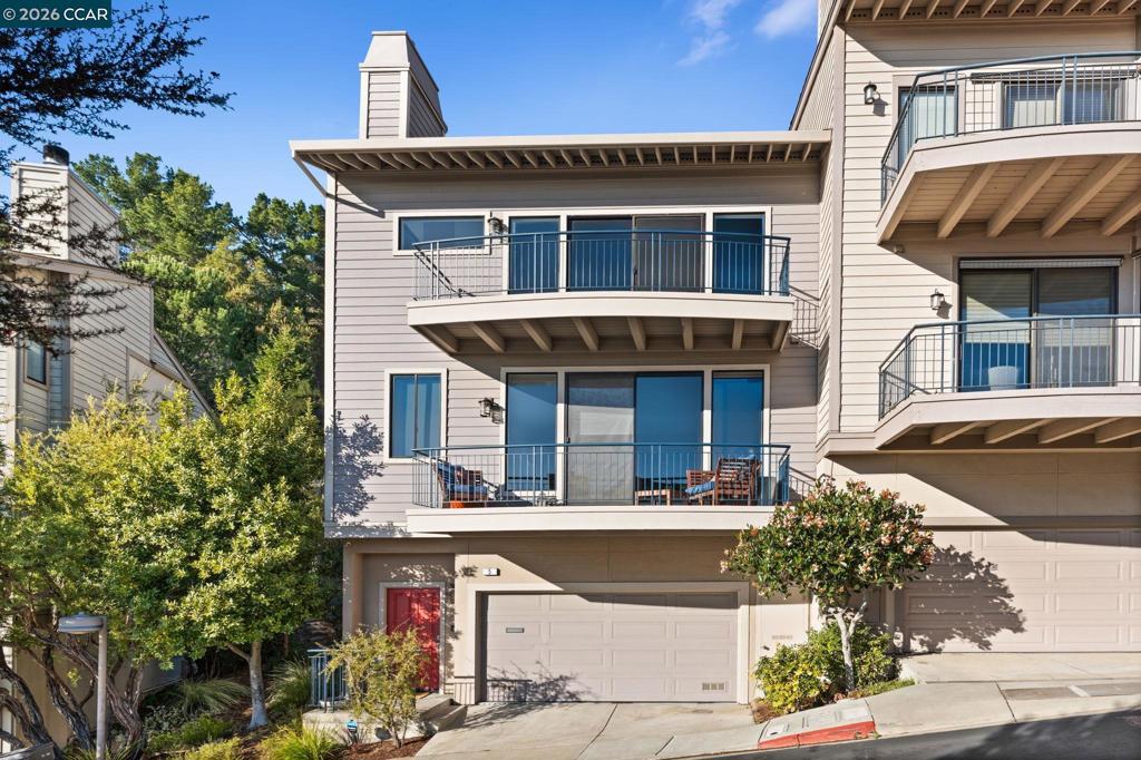 5 Schooner Hill