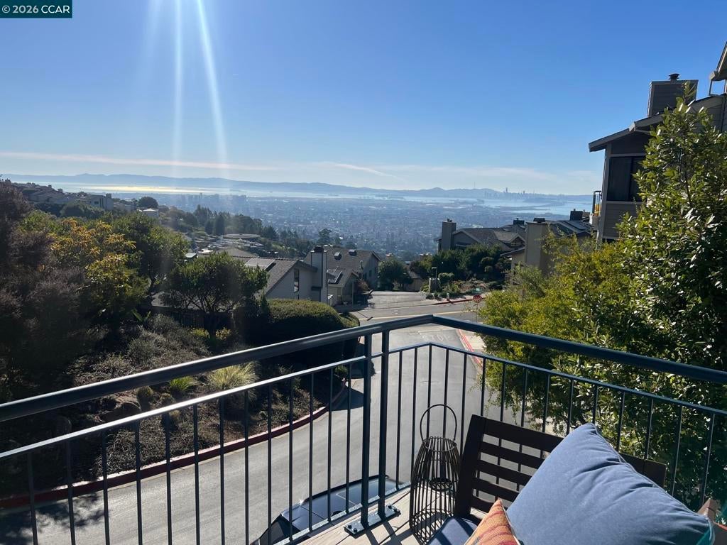 5 Schooner Hill