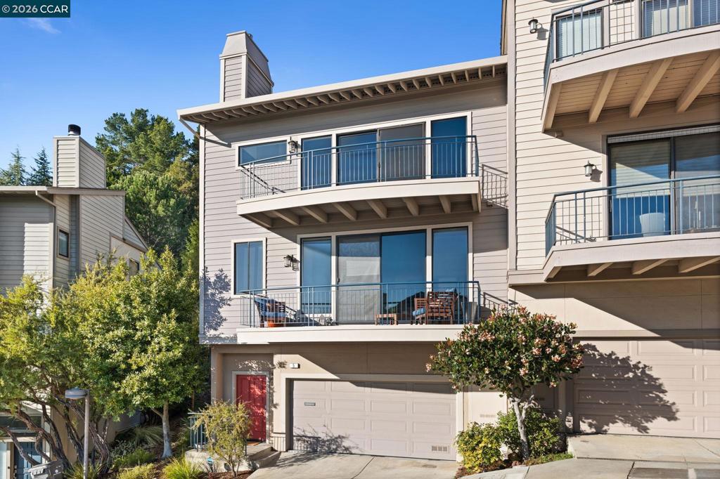 5 Schooner Hill