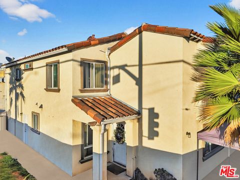 Photo of 1503 E Gage Avenue, Los Angeles, CA 90001 (MLS # 26648263)