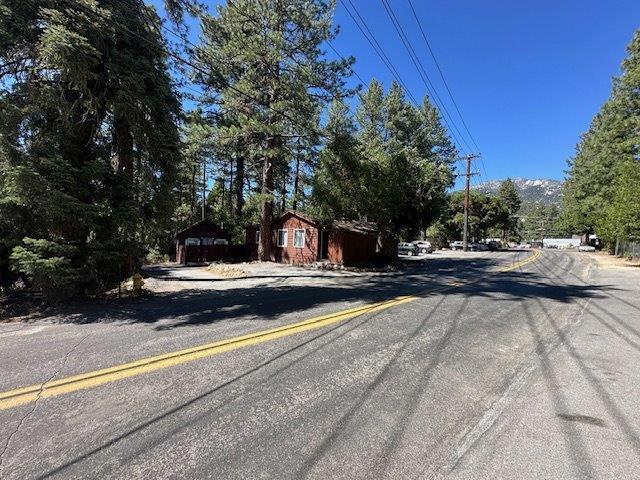 54100 Pine Crest