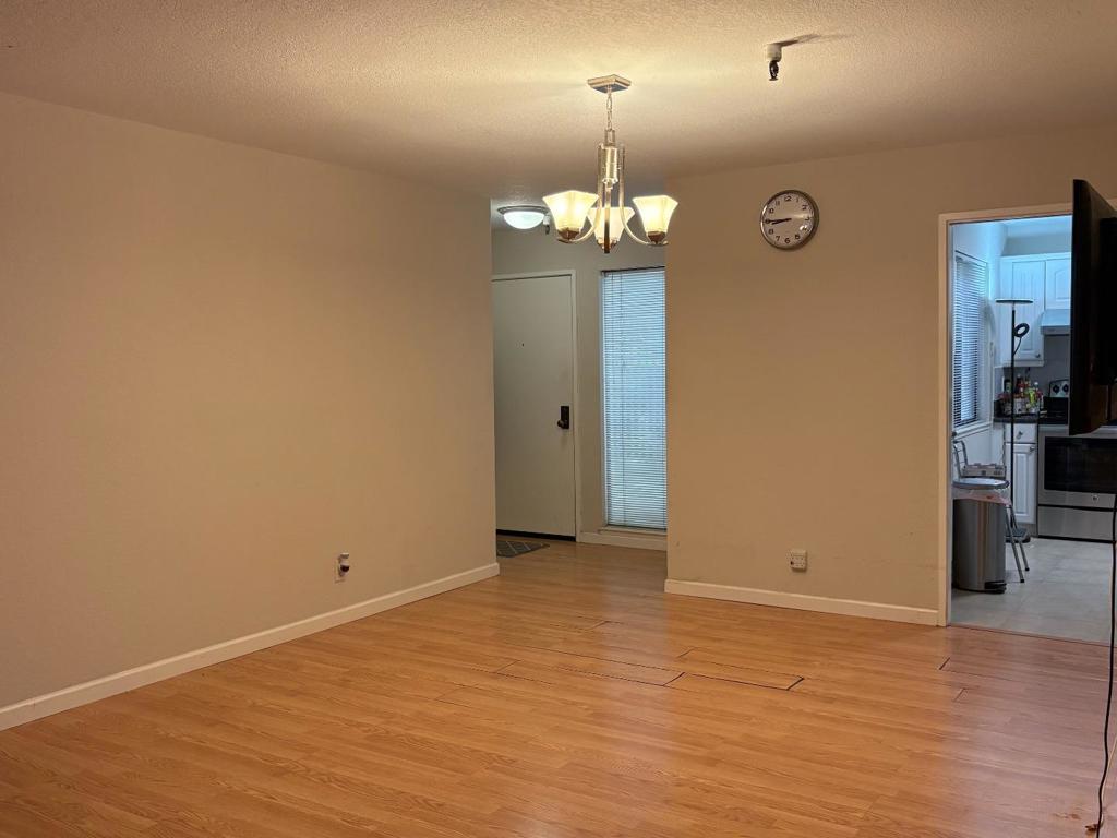 449 Alberto Way 131