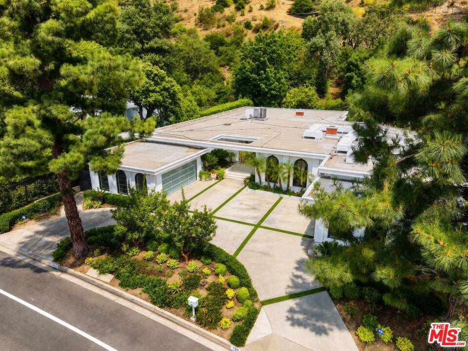 1856 Loma Vista Drive