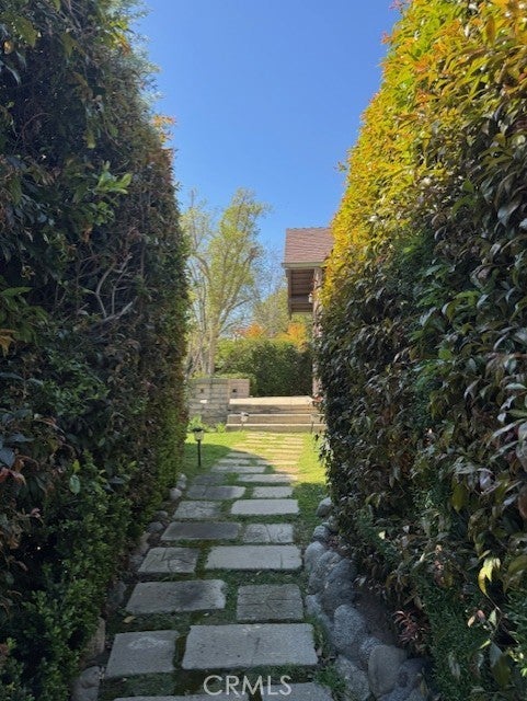 745 S Catalina Avenue, Pasadena CA 91106