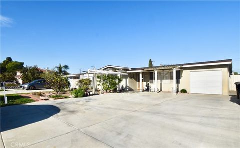 11792 Seacrest Drive Garden Grove CA 92840