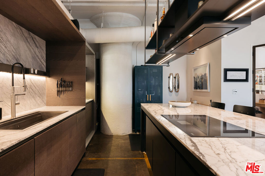 1855 Industrial Street 307