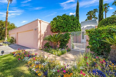 Photo of 47432 Medina Drive W, Palm Desert, CA 92260 (MLS # 219147003DA)