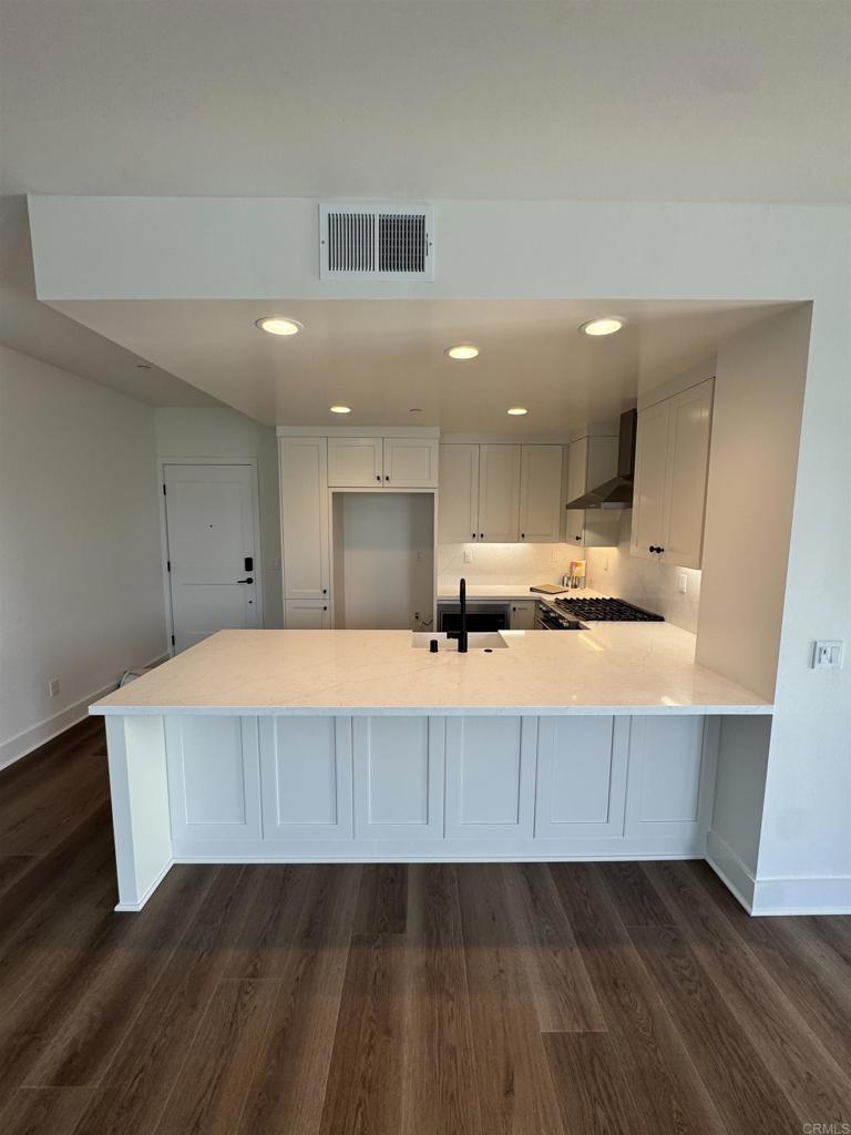 1105 Catania Court 201