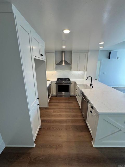 1105 Catania Court 201 Encinitas CA 92024