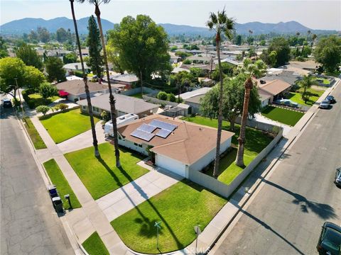 Photo of 10597 Pendleton Street, Riverside, CA 92505 (MLS # OC25177099) Photo of 10597 Pendleton Street, Riverside, CA 92505 (MLS # OC25177099)