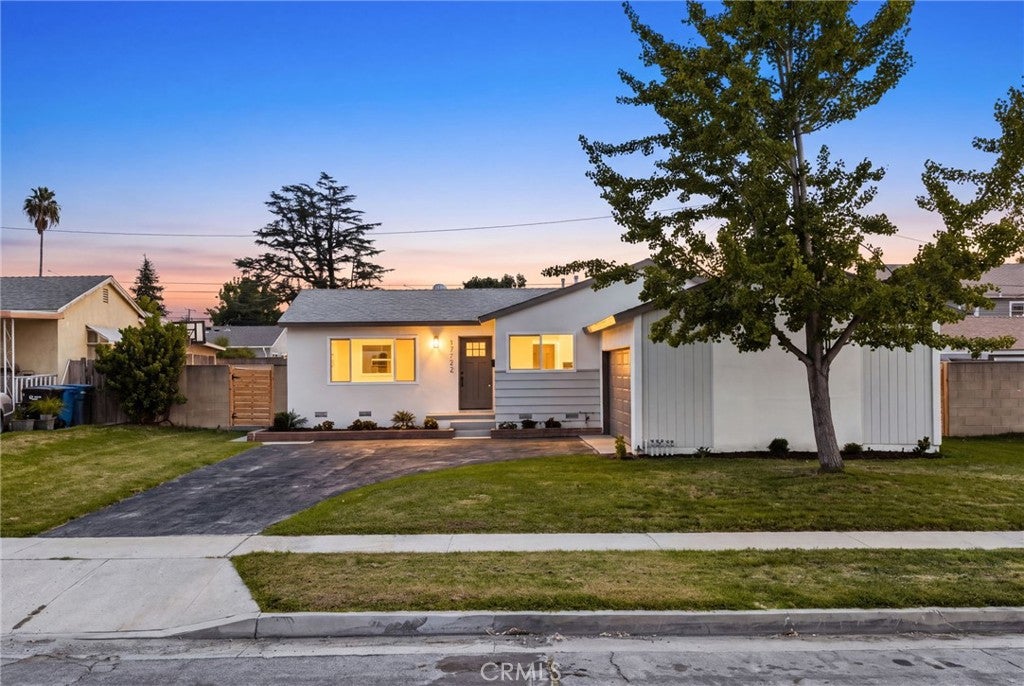 Properties 1 17722 E Benbow Street