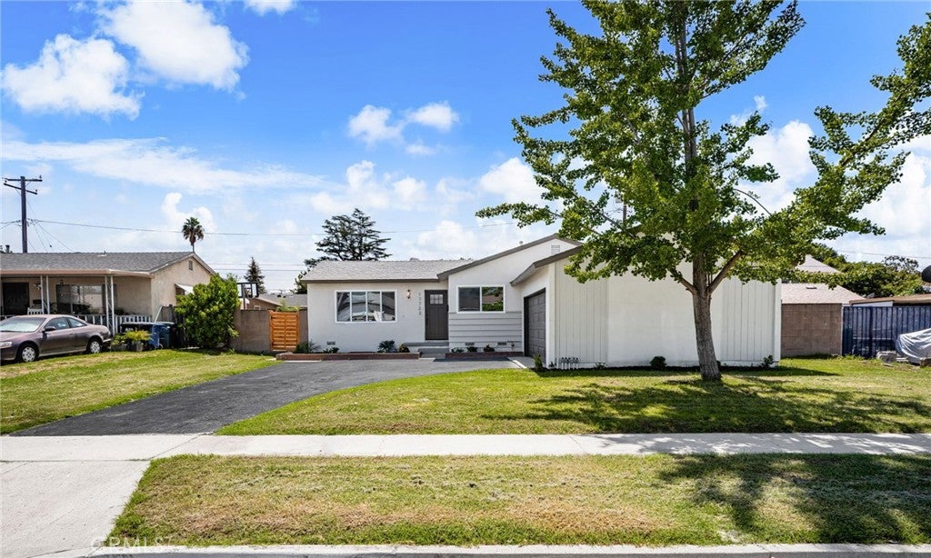 Properties 4 17722 E Benbow Street