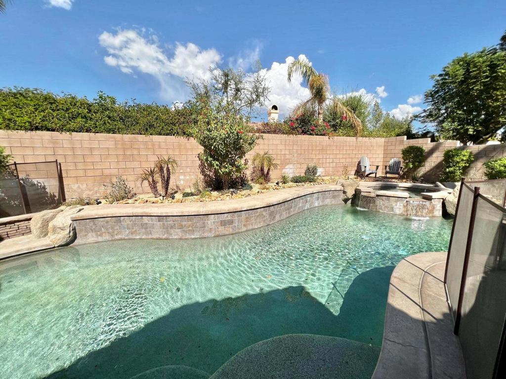 Esplanade - Residential Lease