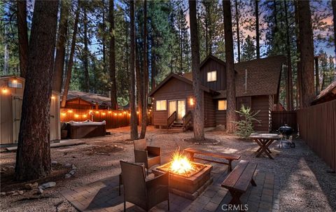 Photo of 42676 La Placida Ave, Big Bear Lake, CA 92315 (MLS # IG26015661)