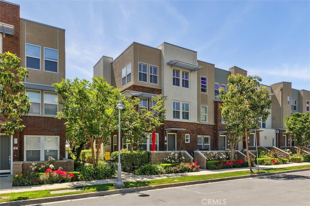 45 Brownstone Way