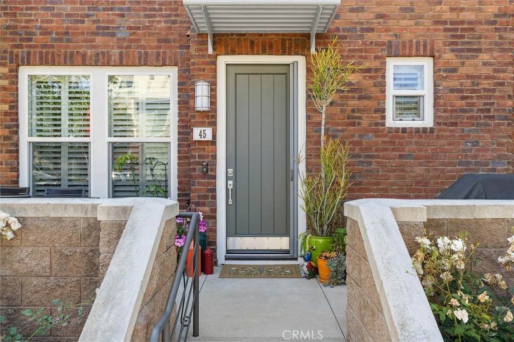 45 Brownstone Way
