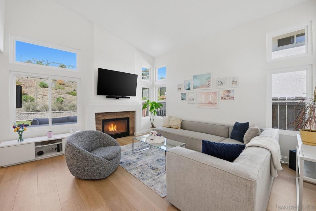 2323 Brookhaven Pass