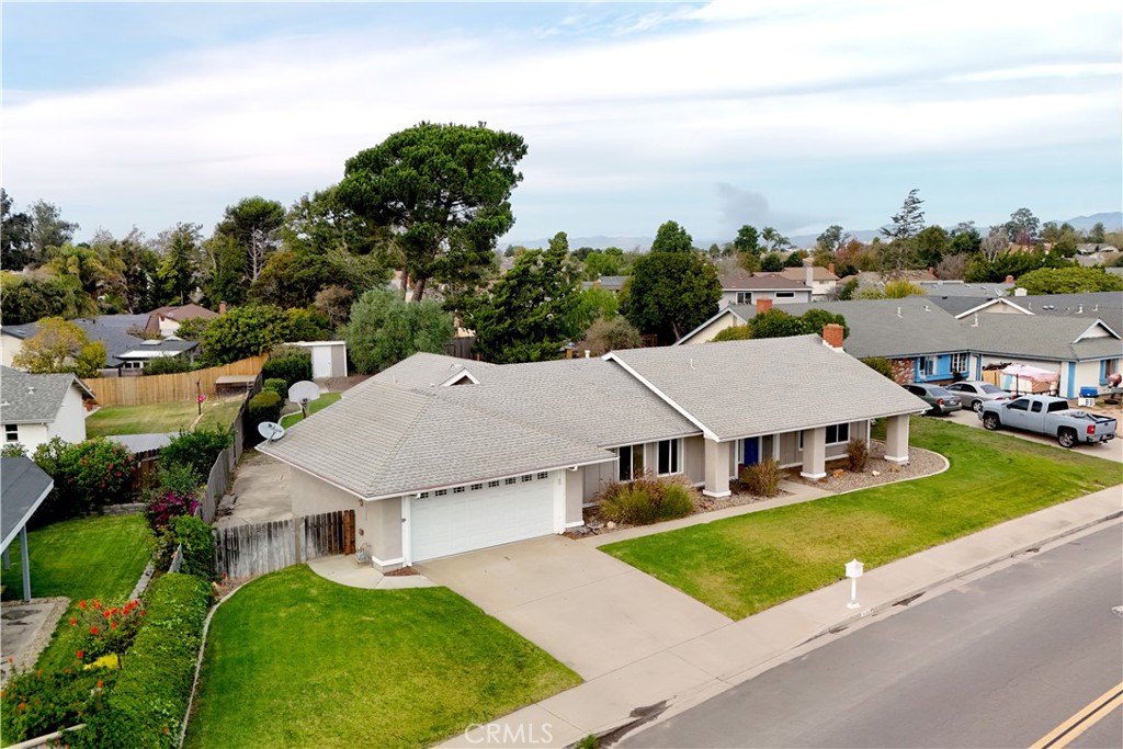 1401 Oak Knoll Drive