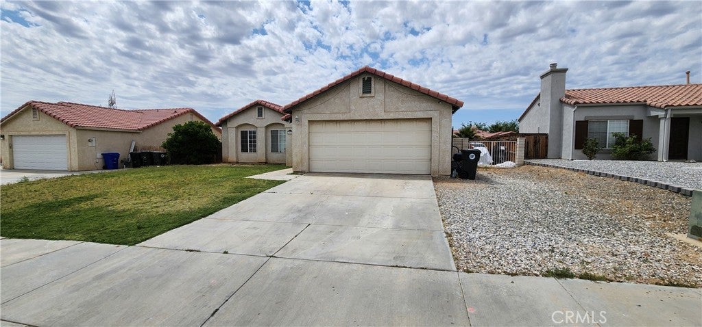 15009 Hopland