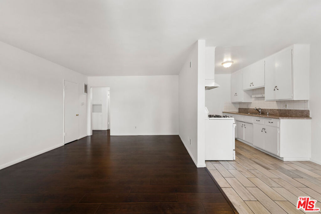 This charming 2-bedroom, 1-bath home is set on the top floor of a well-maintained 11-unit building. Enjoy a single-level layout with fresh paint and stylish laminate flooring throughout. One carport parking space is included with rent. Owner pays for water & trash. Community laundry located in the building. Located just blocks from downtown Culver City, you'll be steps away from theaters, the weekly farmers market, trendy restaurants, local bars, yoga studios, and boutique shops. The neighborhood offers a true sense of community while keeping you close to everything the city has to offer. Available now! Don't miss this opportunity to live in the heart of Culver City!