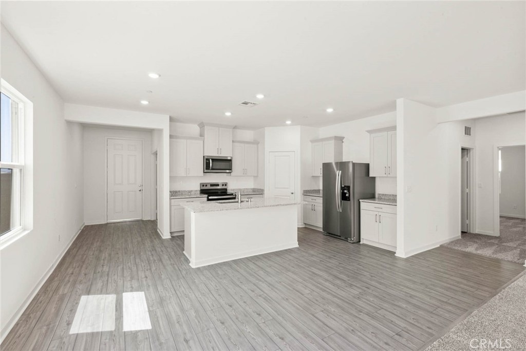 42490 Isla Court
