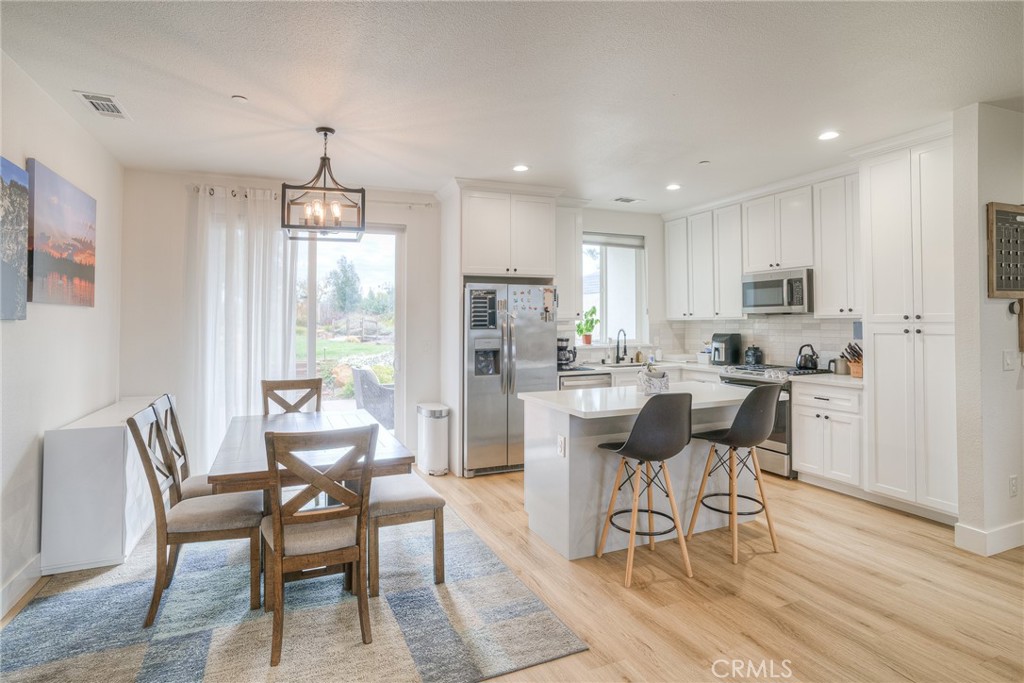 Properties 1 6488 Rocky