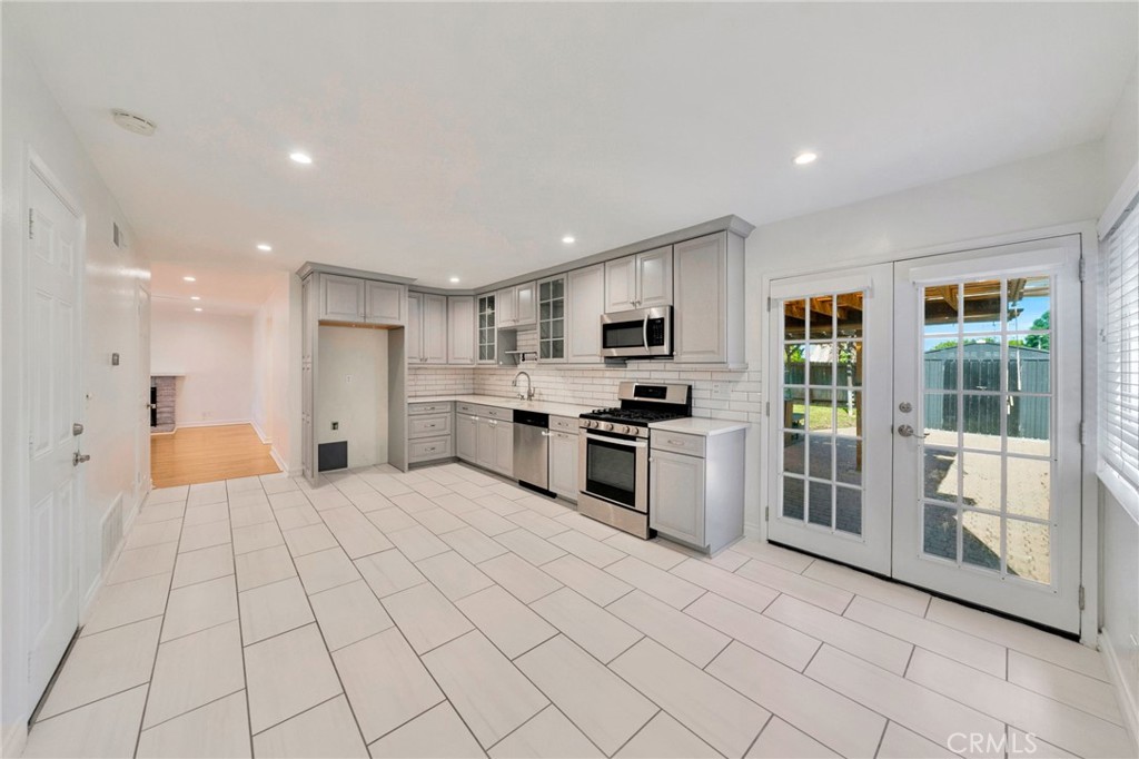 Welcome to this stunning home in the heart of Laguna Hills, recently refreshed with thoughtful upgrades throughout. The interior has been fully painted, ceilings freshly finished, and new recessed can lighting added to create a bright, modern feel. Enjoy new baseboards, updated trim around doors, and professionally cleaned carpet, all complementing the fully remodeled kitchen designed for both function and style. This home not only offers turnkey living but also the benefit of $0 monthly HOA fees, giving you more value and freedom. Ideally located near award-winning schools, just minutes from the 5 freeway, and within easy reach of world-class dining, shopping, and entertainment, this property delivers the perfect balance of convenience and comfort. Don’t miss this exceptional opportunity to own a beautifully updated home in one of South Orange County’s most desirable communities!