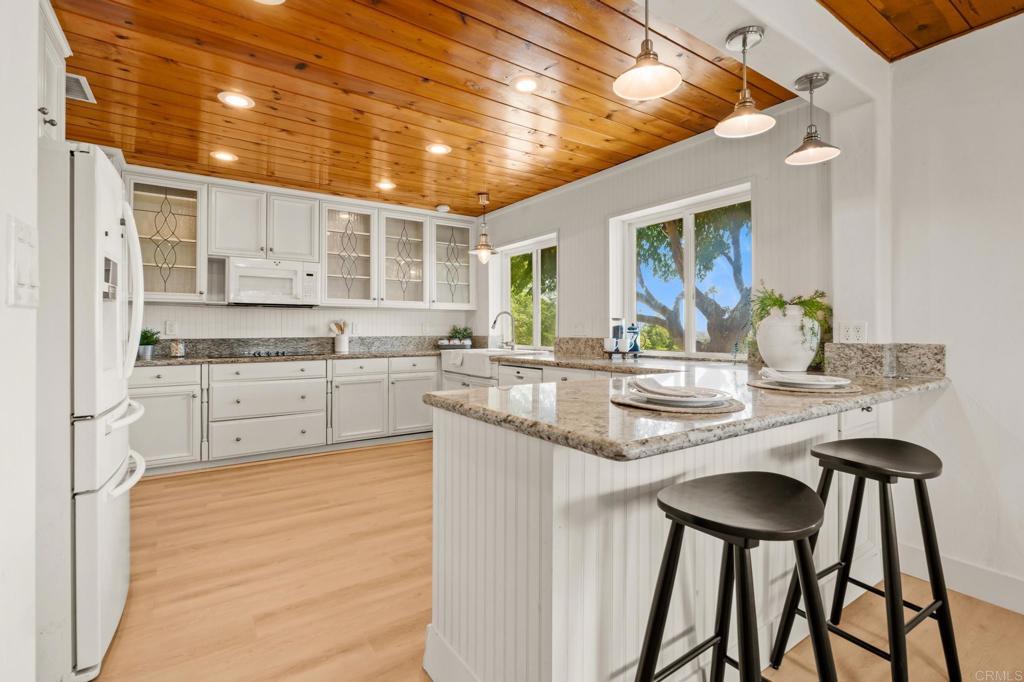 3261 Mary Lane
