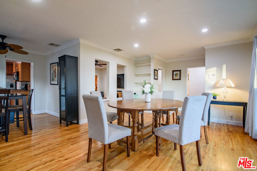 16641 Gilmore Street