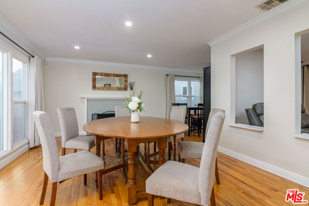 16641 Gilmore Street