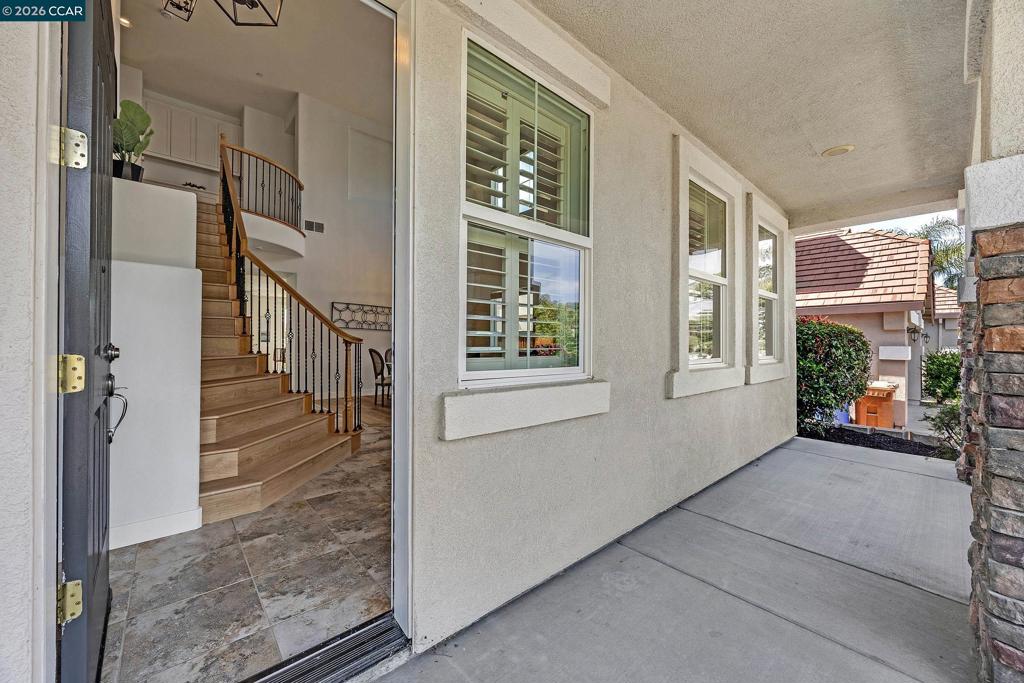 2671 Torrey Pines Dr