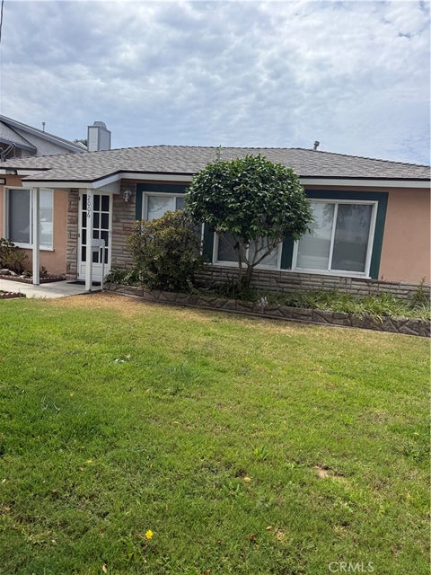 Photo of 2006 Grant AVE, Redondo Beach, CA 90278 (MLS # SB26212728)