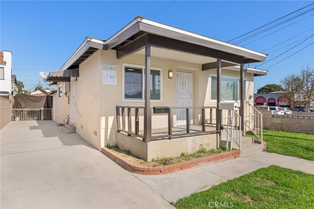 524 W 2nd