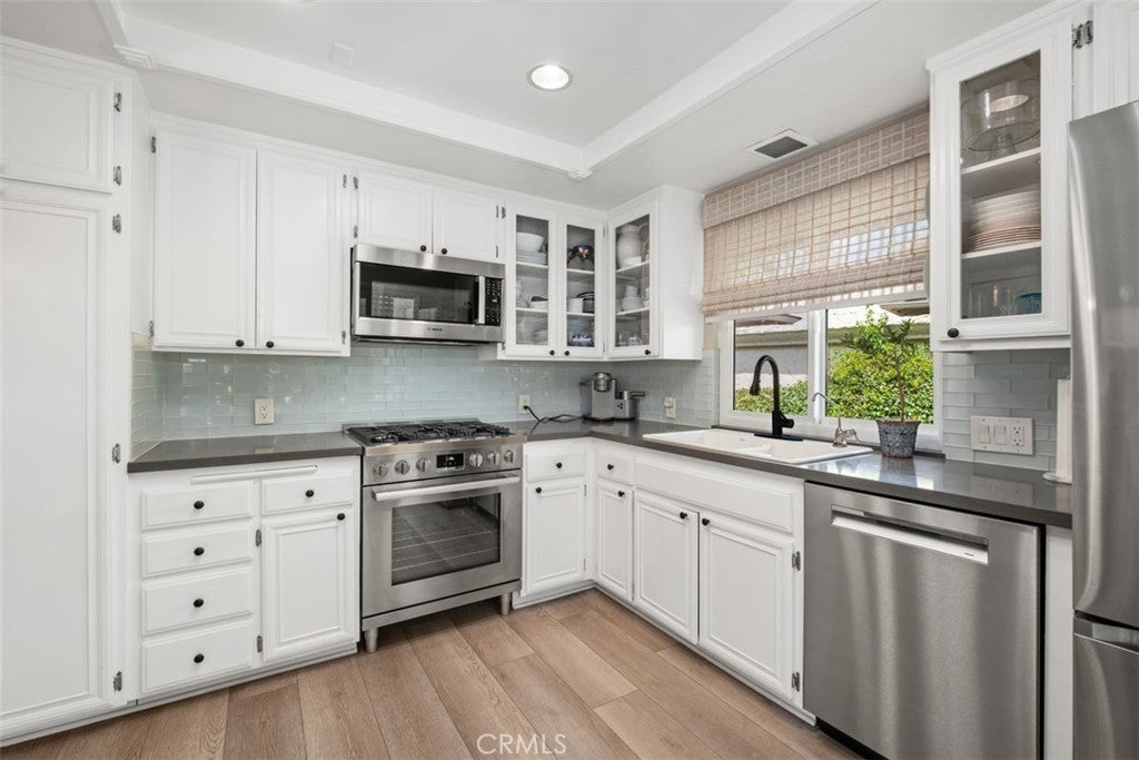 32452 Spyglass Court, San Juan Capistrano CA 92675 - Photo 13